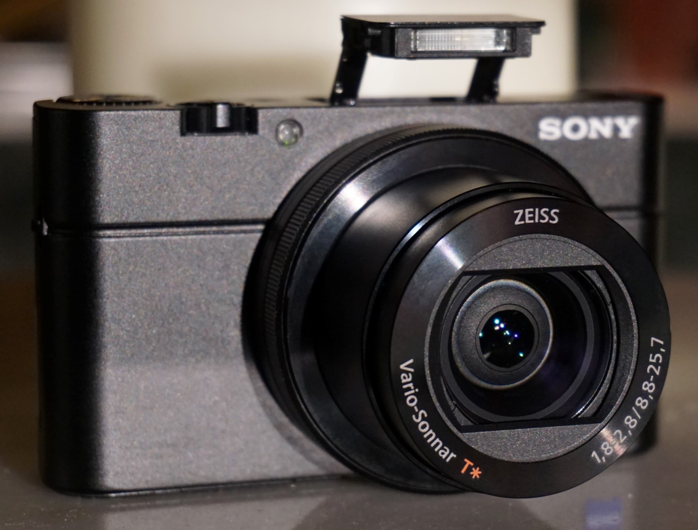 Sony Cyber-shot DSC-RX100 III | Camera News at Cameraegg