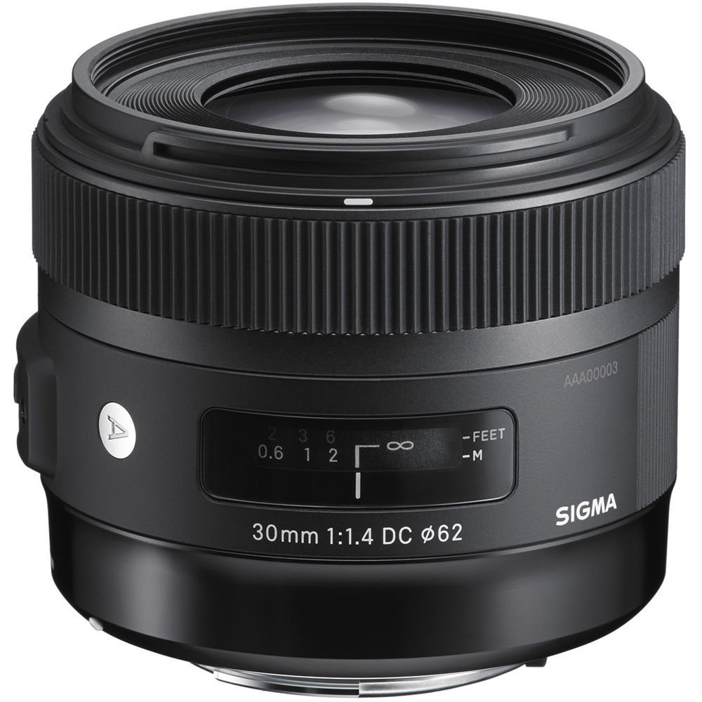 Sigma 30mm f1.4 DC HSM Lens for Canon