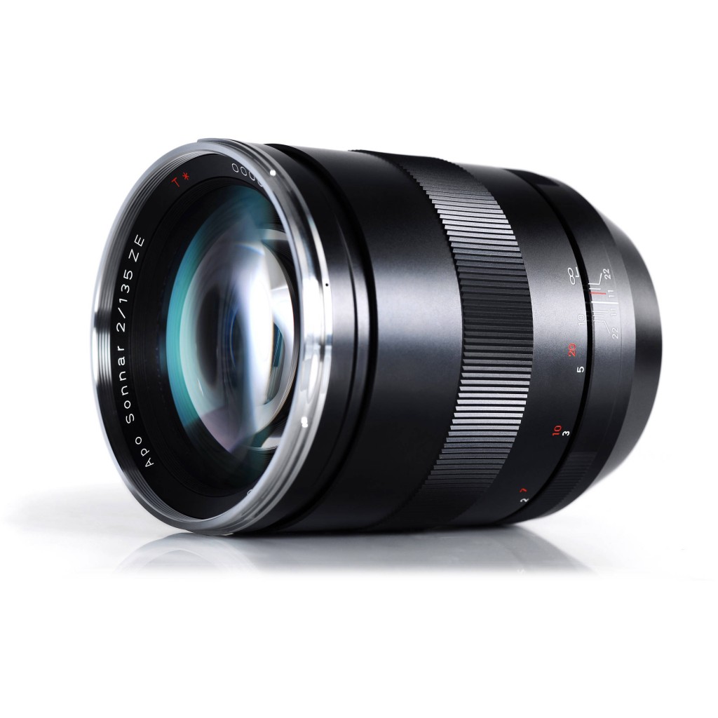 Zeiss 135mm f2 Apo Sonnar T ZE Lens for Canon EF Mount