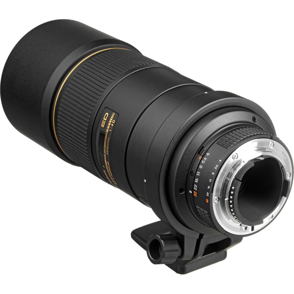 Current Nikon Telephoto AF-S Nikkor 300mm f/4D ED-IF Autofocus Lens