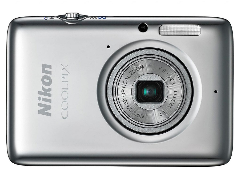 Nikon COOLPIX S02 1