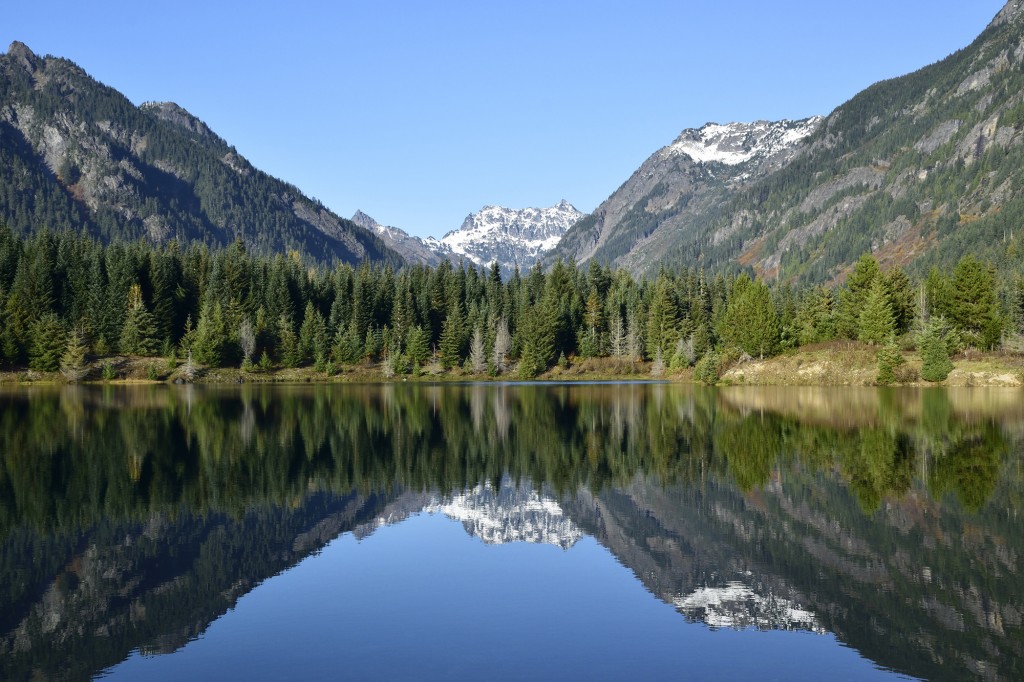 1/400s, f/11, 30mm, ISO 400, with AF-S DX NIKKOR 18-140mm f/3.5-5.6G ED VR, full size 