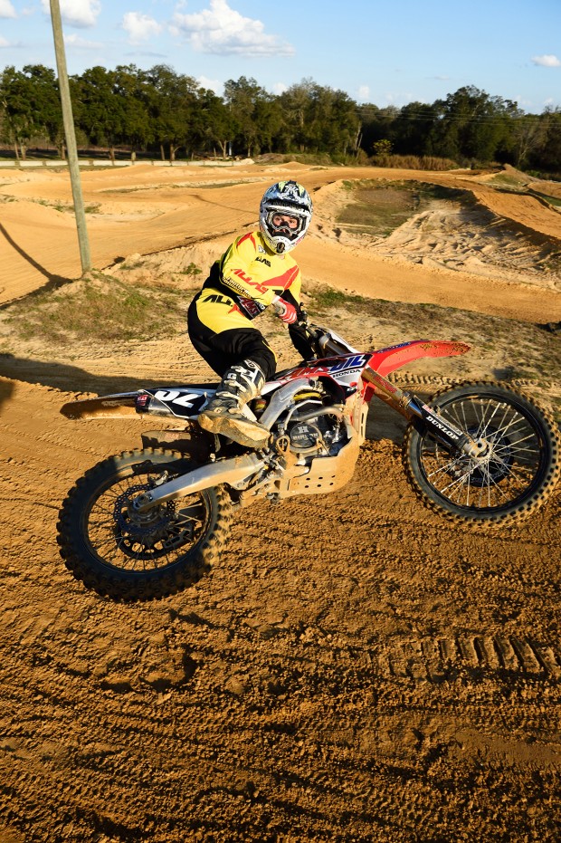 1/2500sec, f/7.1, 24mm, ISO 1000, with AF-S NIKKOR 24-70mm f/2.8G ED, see full size image