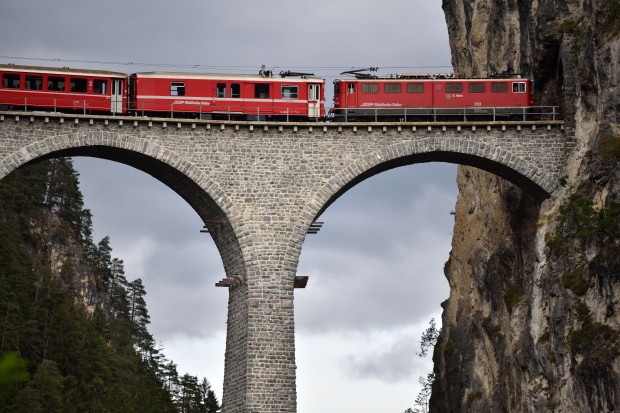 AF-S NIKKOR 300mm f4e pf ed vr lens sample images 4