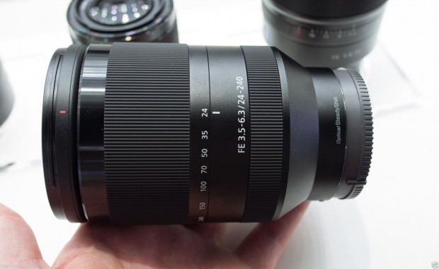 sony fe 24-240mm lens
