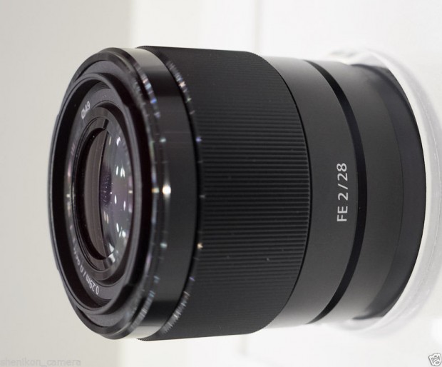 sony fe 28mm f2 lens