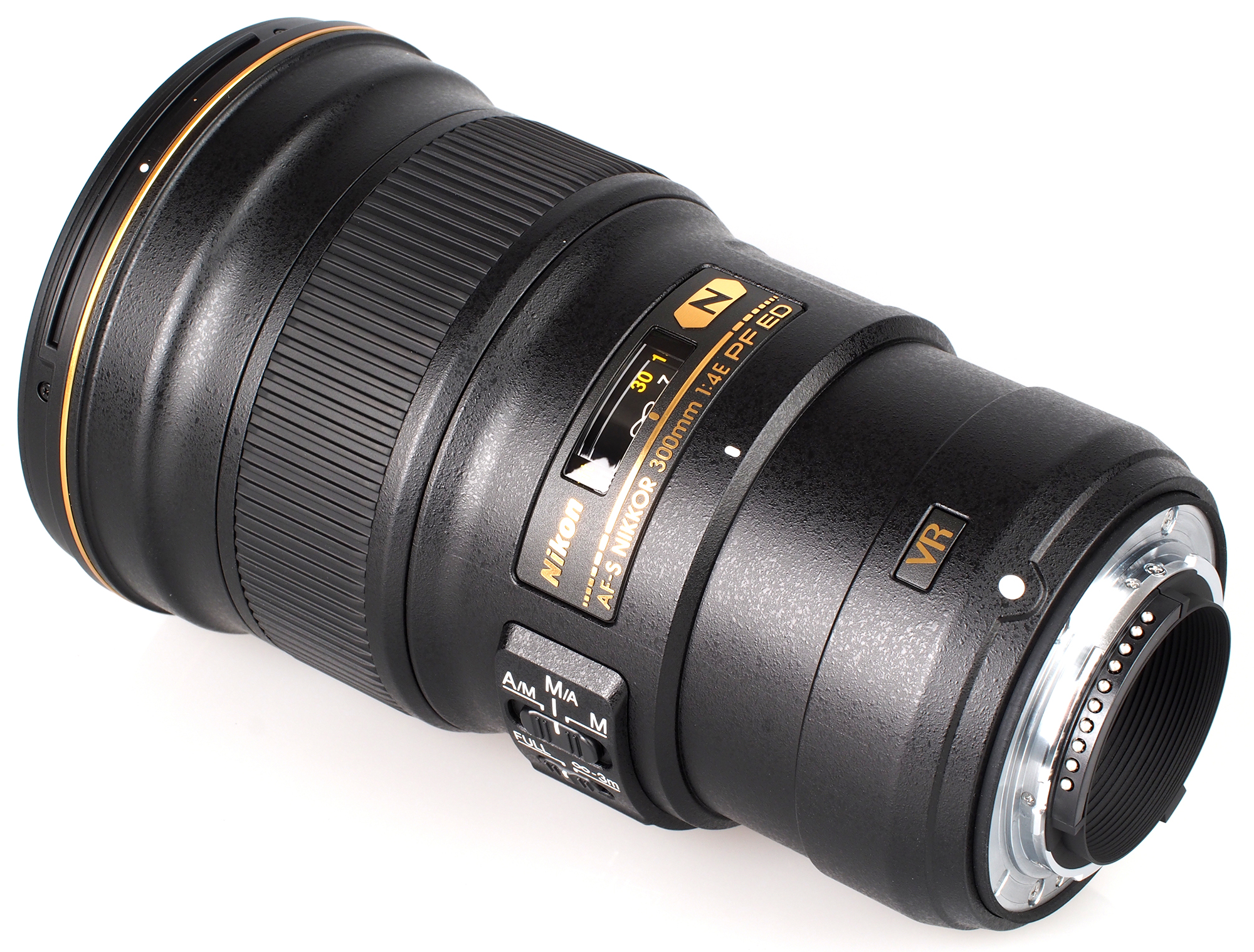 AF-S NIKKOR 300mm f/4E PF ED VR Lens Review and Sample Images by 